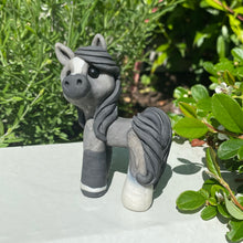 Load image into Gallery viewer, Custom Horse Sculptures