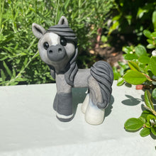 Load image into Gallery viewer, Custom Horse Sculptures
