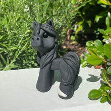 Load image into Gallery viewer, Custom Horse Sculptures