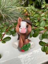 Load image into Gallery viewer, Custom Horse Sculptures